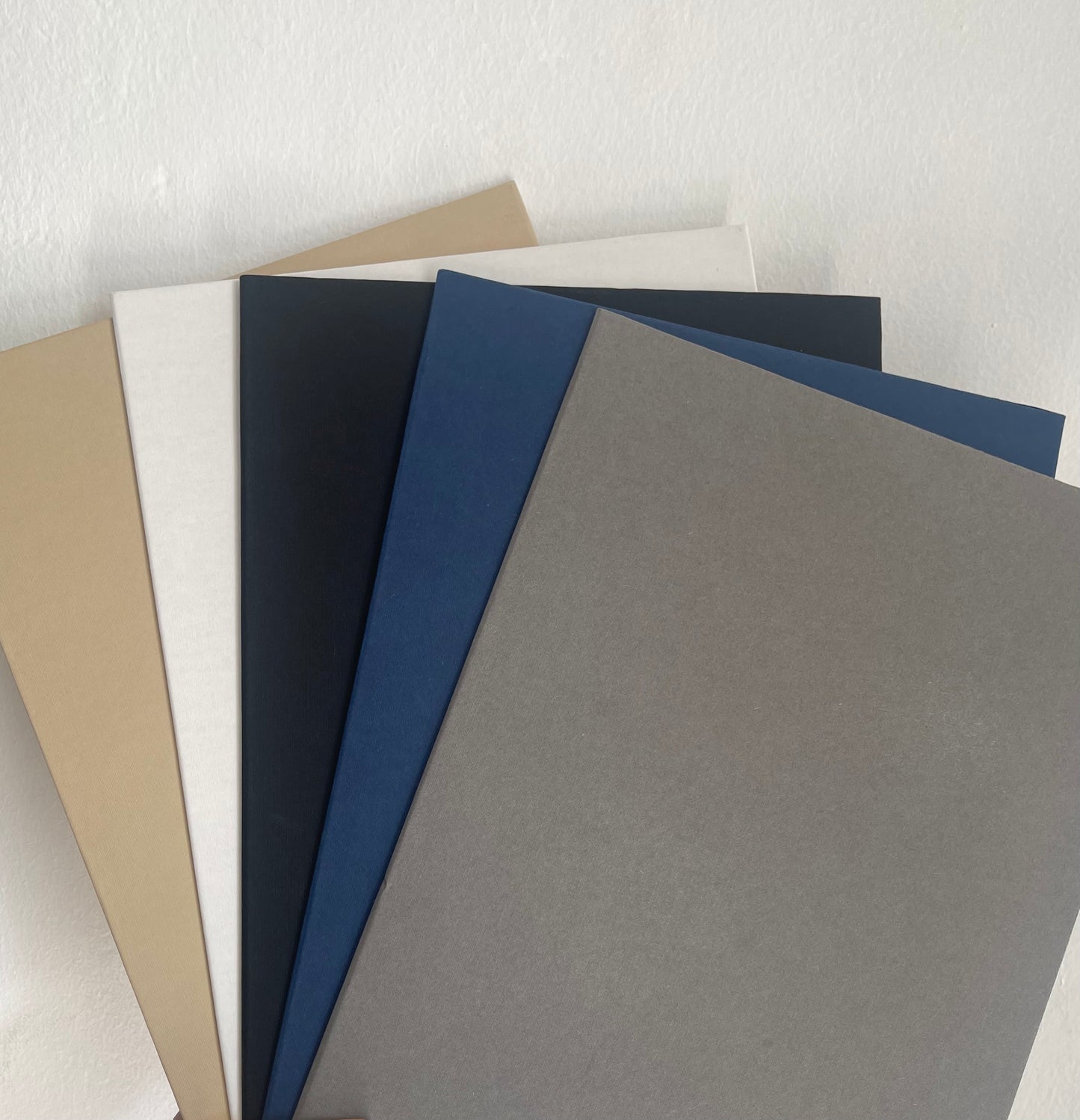 A4 *PLAIN* Folders